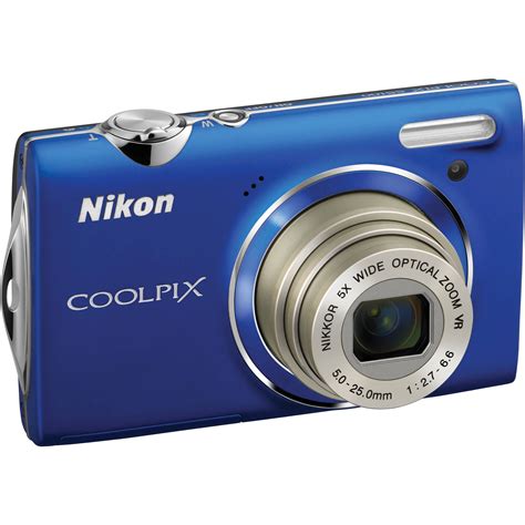 Digital Compact Cameras .